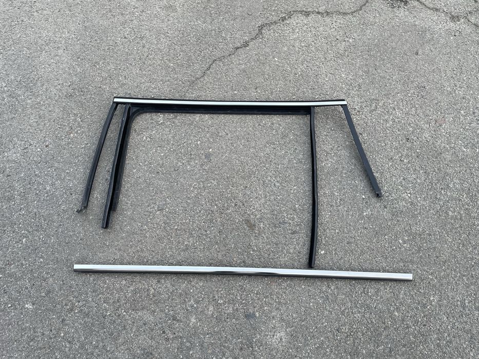 Хром двері задня ліва фольксваген тігуан 2 VW Tiguan 2 USA 16-24р