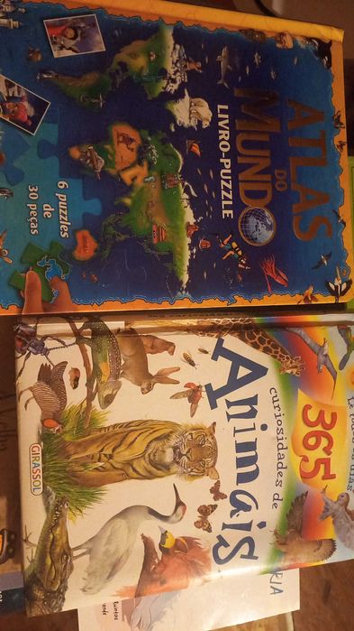 Varios livros infantis
