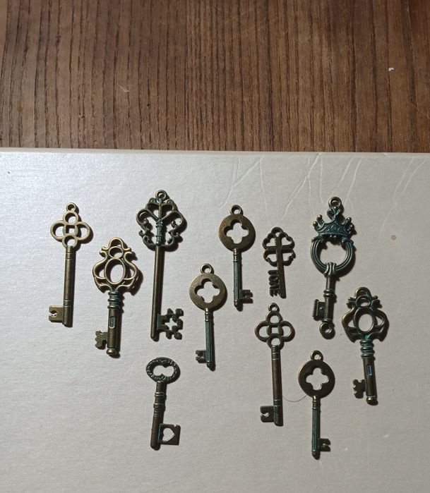 Chaves vintage diversas