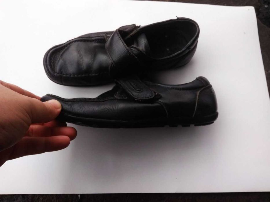 Продам шкіряні туфлі 32р.