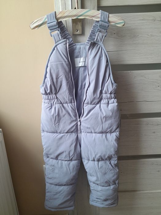 Spodnie zimowe r. 104 na szelkach ocieplane