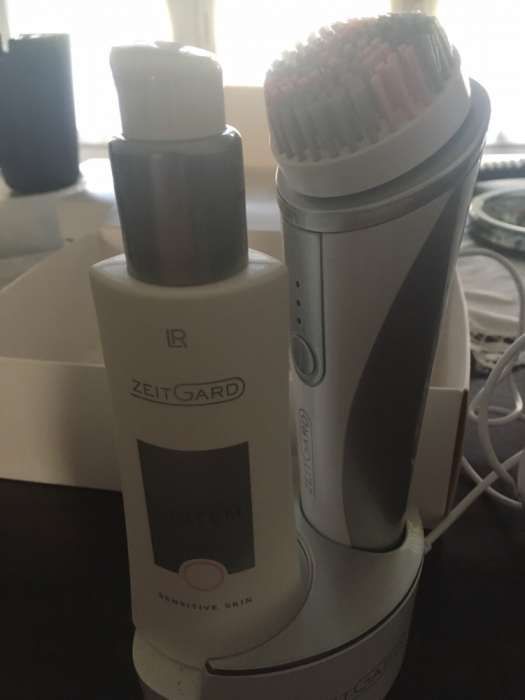 Maquina de Limpeza Facial Zeitgard