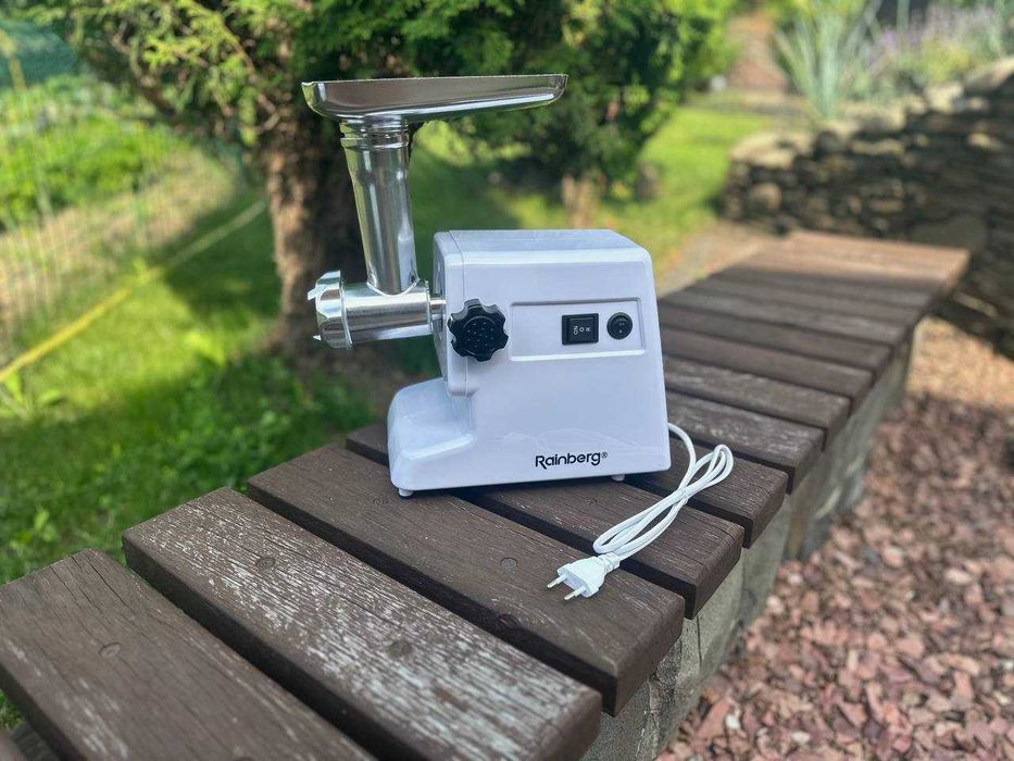 Мясорубка Германия с соковыжималкой 3000W. М'ясорубка Электромясорубка