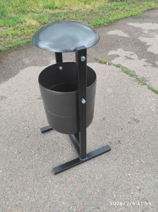 Продам смітник , мусорка з попільничкою