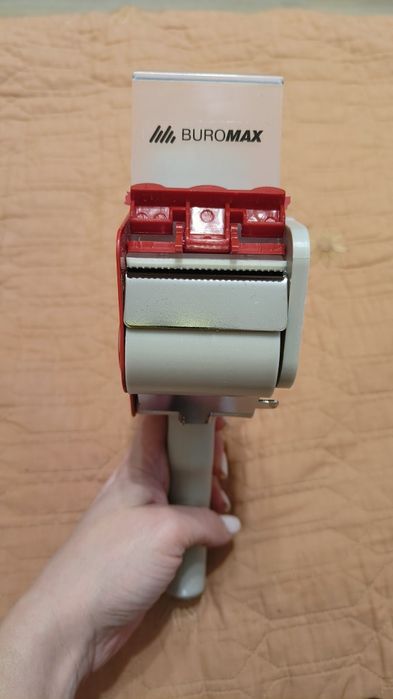 Диспенсер для упаковочного скотча BUROMAX. Новый.
