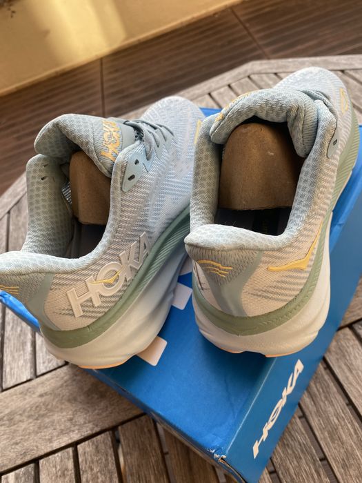Tenis Hoka de senhora 36/37 novos