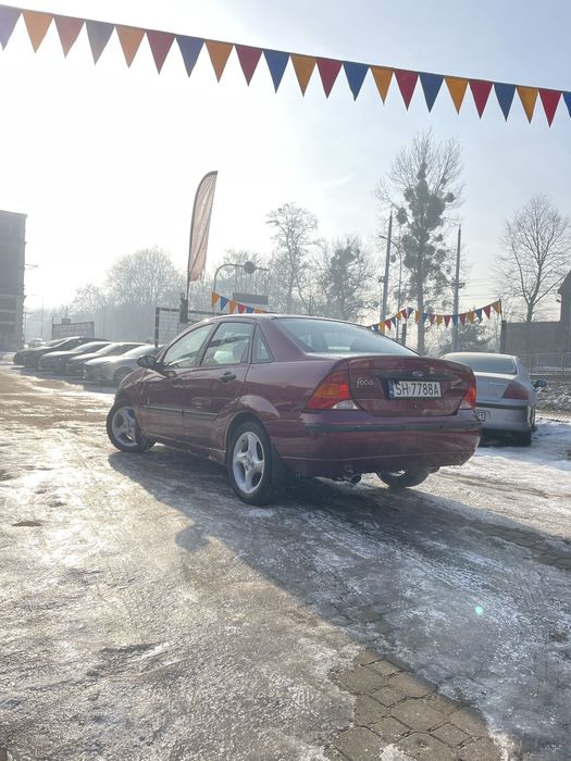 Ford Focus Lift 1.6 benzyna*Climatronic*Alufelgi*Krajowy*Zamiana