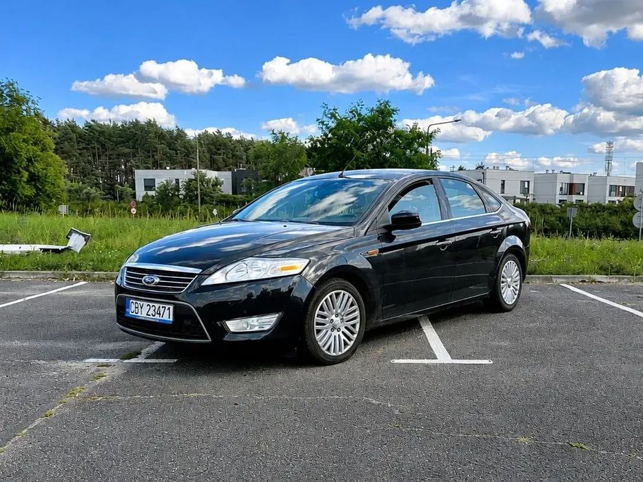 Ford Mondeo Ford Mondeo 2.0 TDCi Ghia •Convers+•nowy rozrząd  • 2 kpl. kół • Zadb