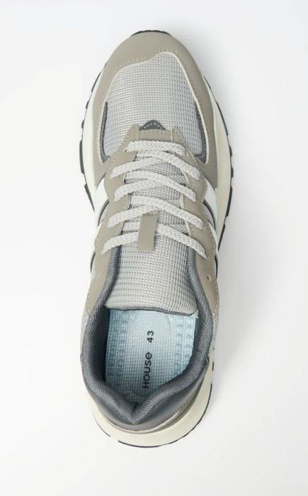 Кросівки зі штучної замші House