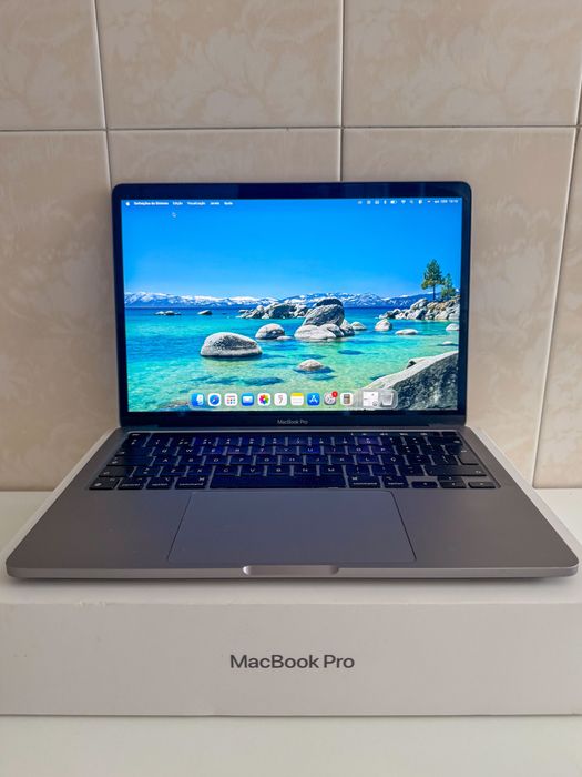 MacBook Pro 13” M1