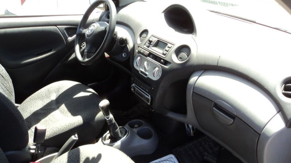Toyota Yaris 1.4D-4D 5P 2005 - Para Peças