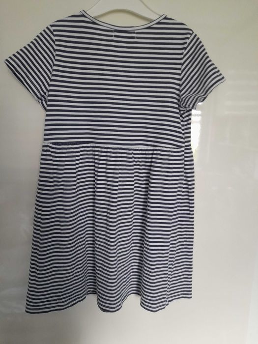 Sukienka dziewczęca Sinsay r. 128