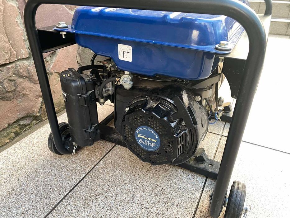 Генератор evolution npegg 2700