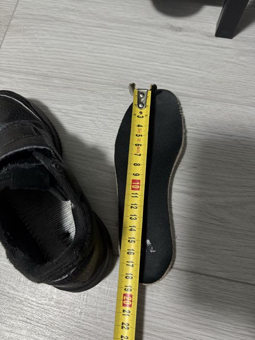 Кросівки adidas дитячі 18,5 см