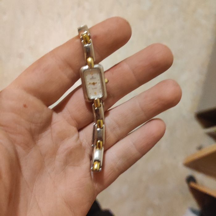 Часы наручные советские