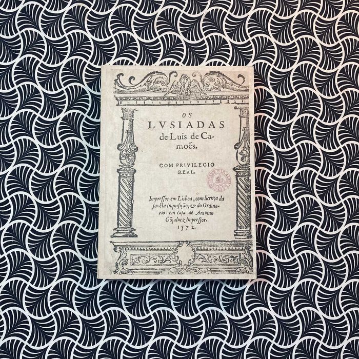 Os Lusíadas  (fac-símile)  - Luís de Camões