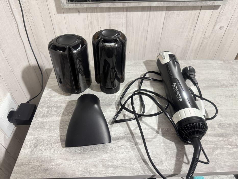 ФЕН-ЩІТКА Rowenta activ dry& style CF9550F0