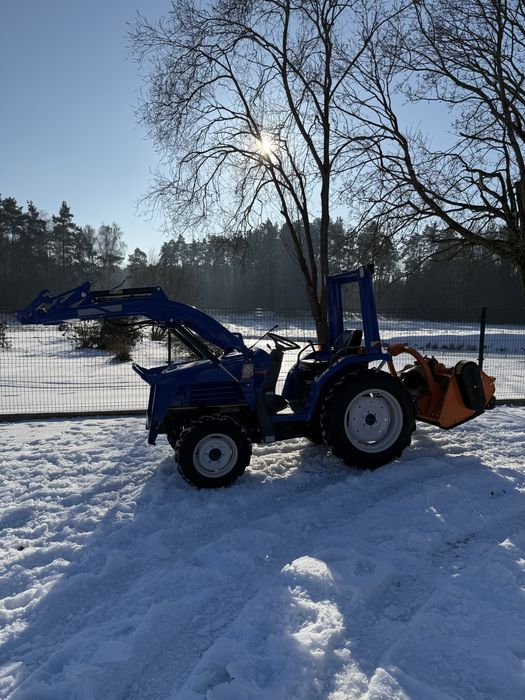 Iseki Sial 21 z osprzętem