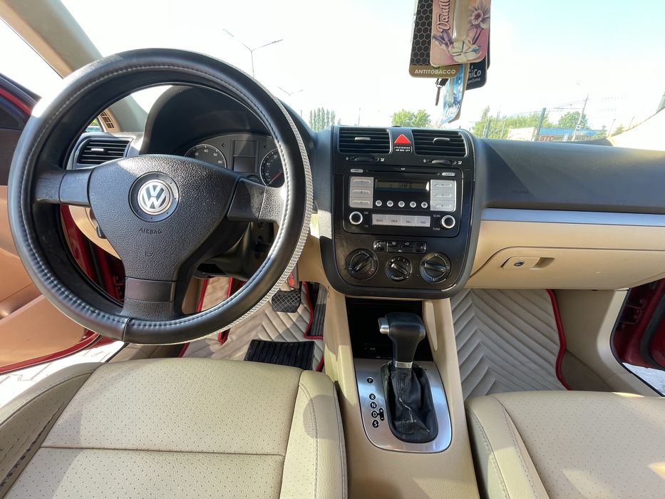 Volkswagen Jetta Автомат