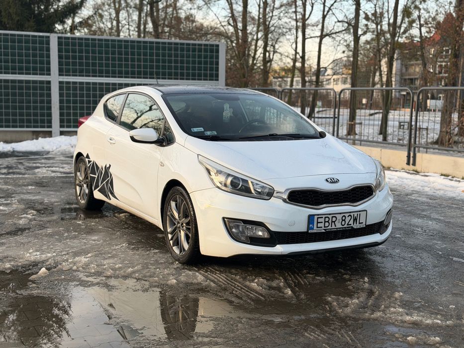 Kia ProCeed Coupe II 2013 rok 1.6 benzyna
