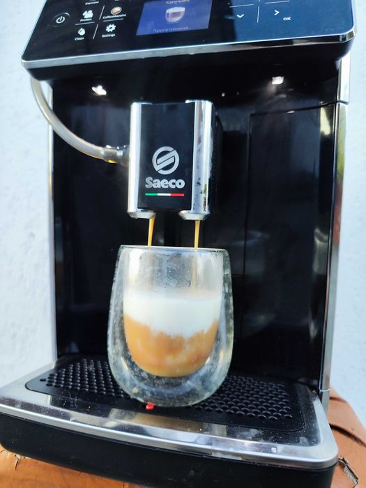 Кавомашина кофемашина Saeco GranAroma SM6580