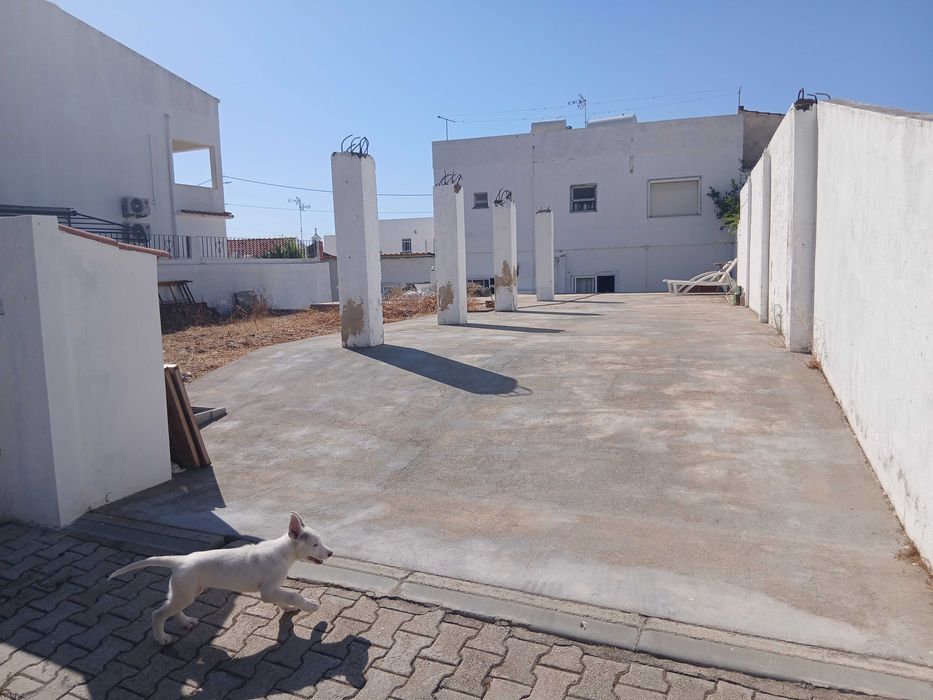 Espaço Comercial para Aluguer — 410 m² | 2 Ruas | Grande Potencial