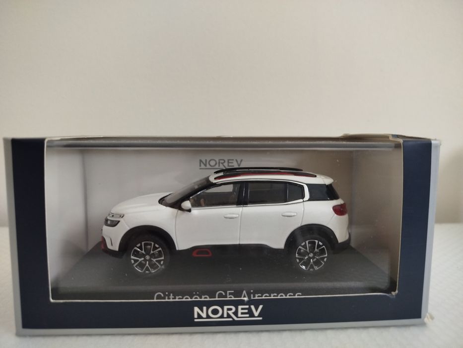 Miniatura Citroen C5 Aircross 1/43 Nova