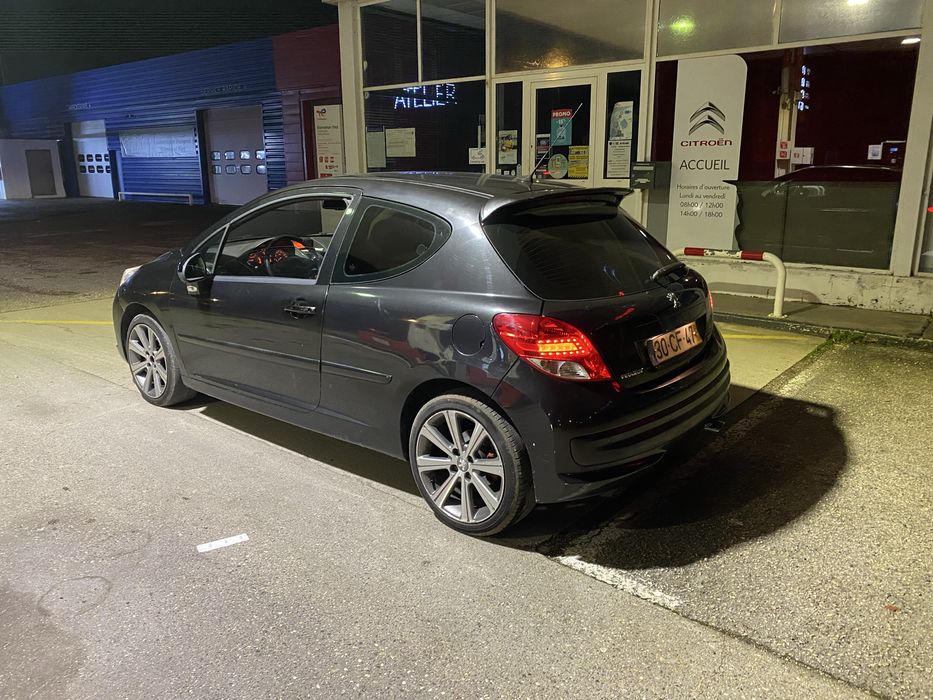 Peugeot 207 coupé