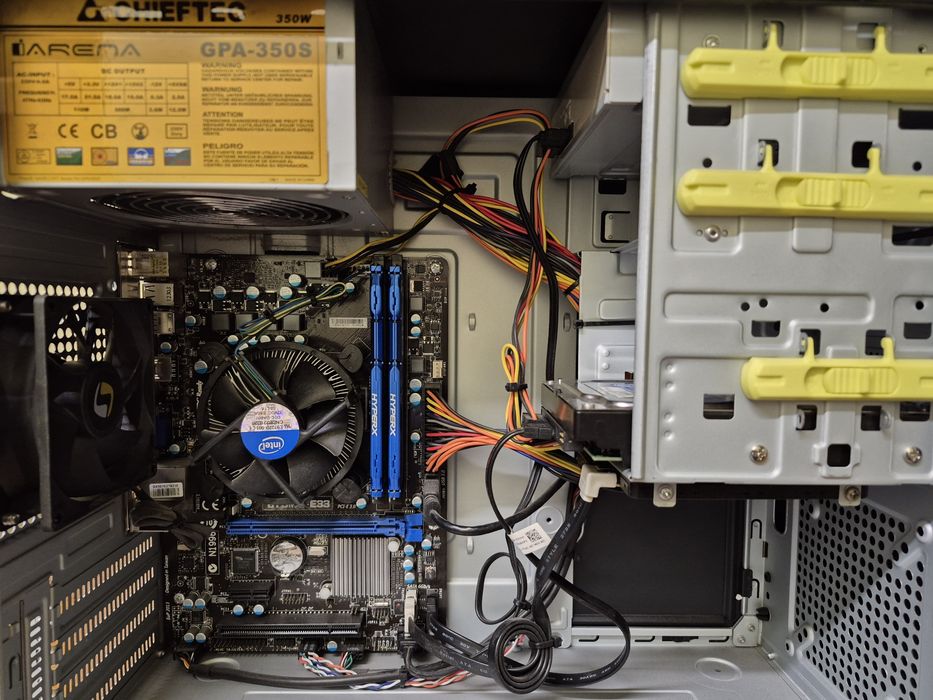 Komputer i5-3570s, 8GB, SSD120GB+HDD 500GB, Win11