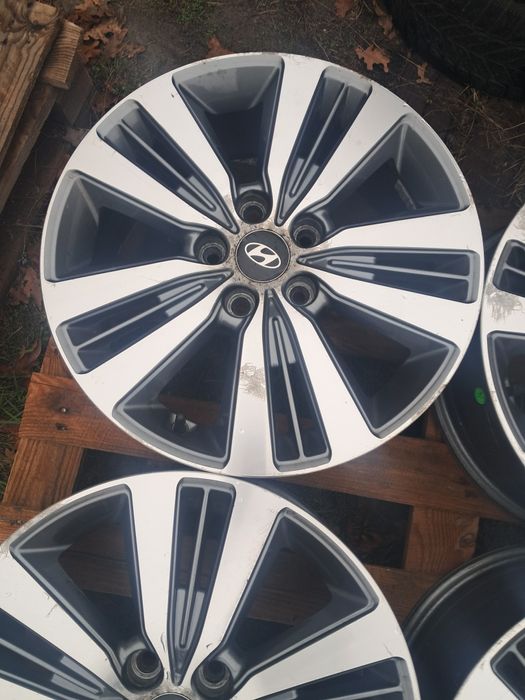 Диски R17 Hyundai.