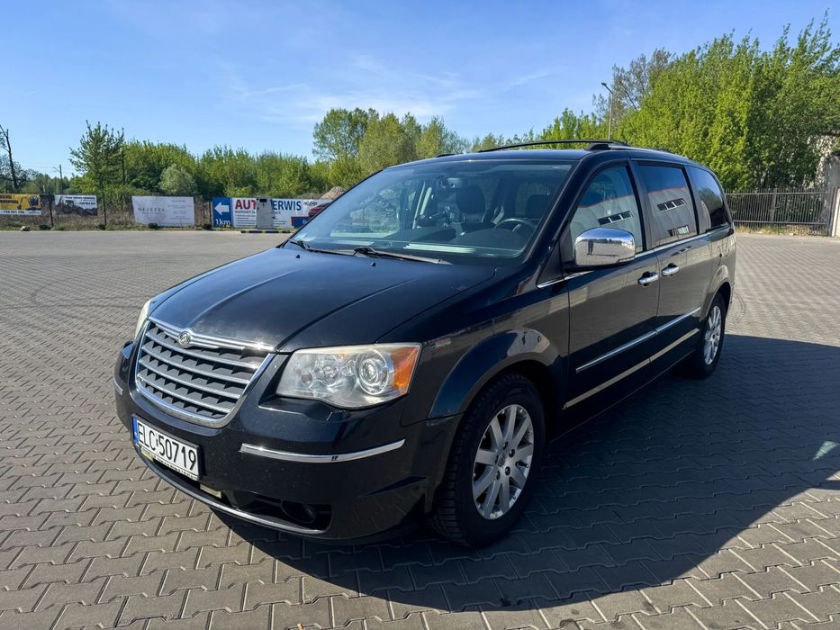 Chrysler Grand Voyager Chrysler Grand Voyager Limited 2010 r  3,8 + LPG Salon
