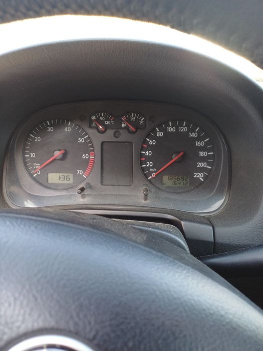 VW GOLF 1.4 Com Avaria de Motor