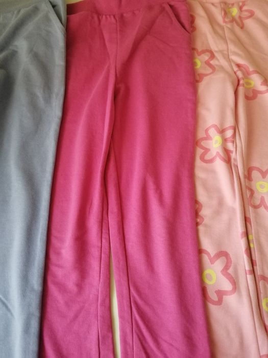 Spodnie dresowe dla dziewczynki 134