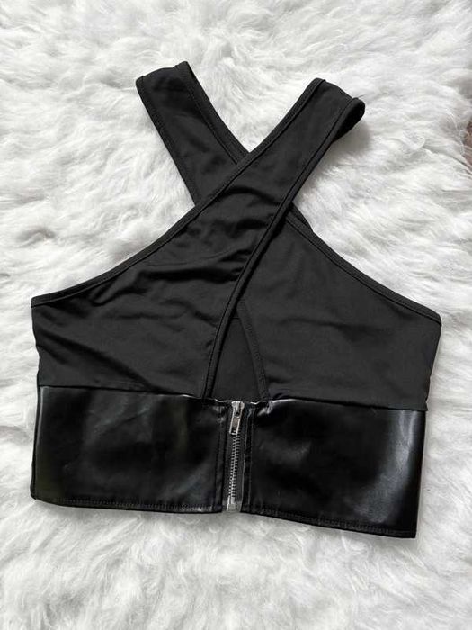 krótki crop top rozsuwany przekładany dekol halter s s/m