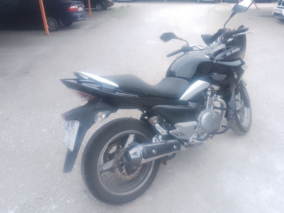 Срочно продам  suzuki gsr 250s