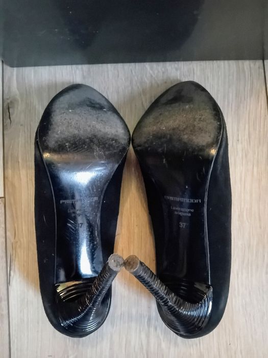 Czarne, zamszowe szpilki Pima Moda 37/24cm.