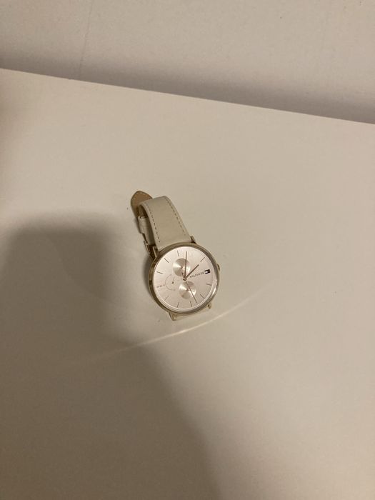 Relogio Tommy Hilfigher - Semi-novo - Muito Elegante