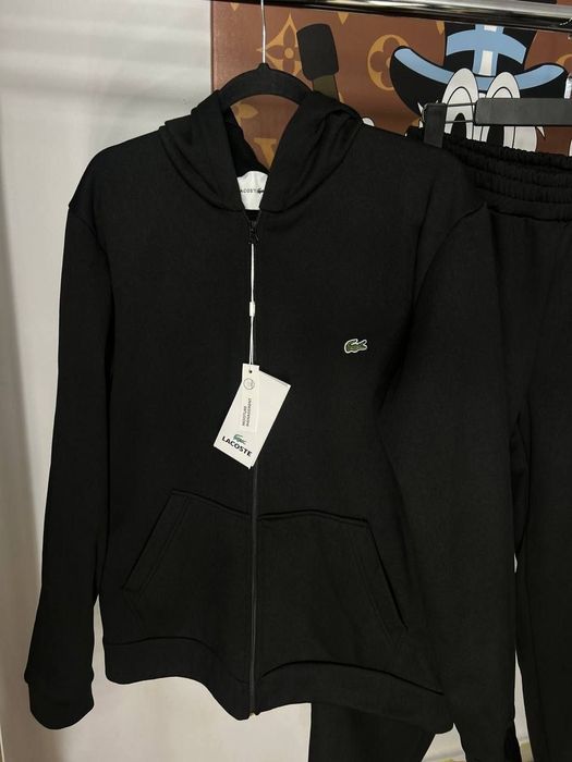 ЦЕНА БЫЛА 4000!Мужской спортивный костюм Lacoste на флисе черный зип