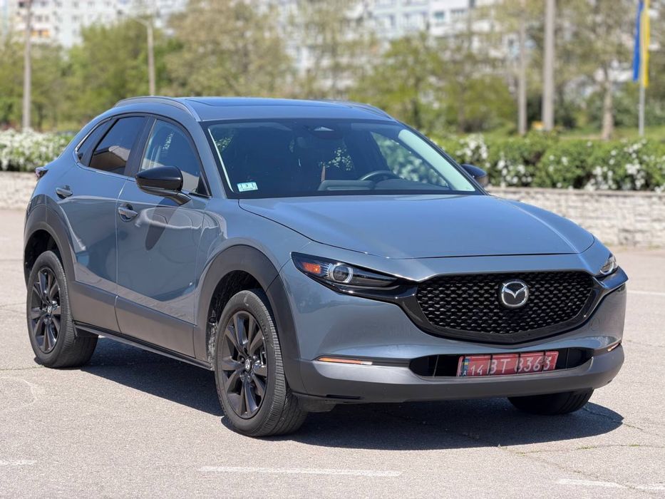 Mazda cx30 carbon edition 24 год