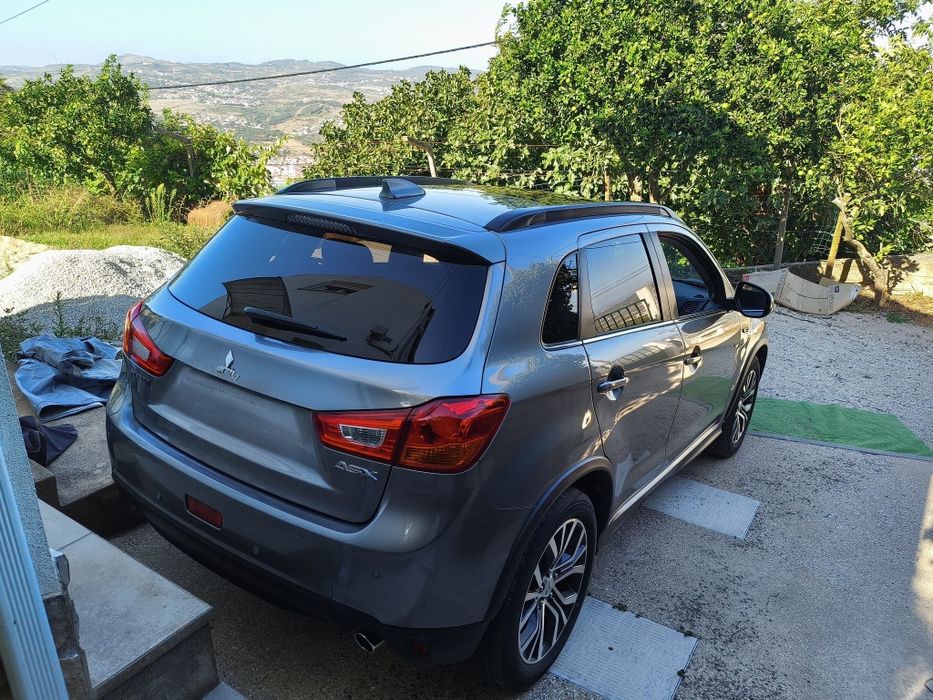 Vende se automóvel