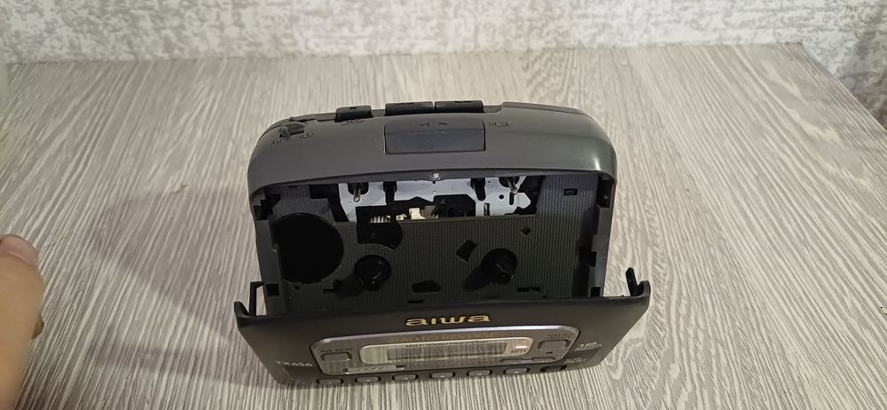 кассетный плеер Aiwa TX656.