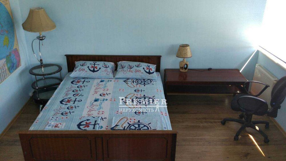 Продам двоповерховий будинок в Фонтанцs