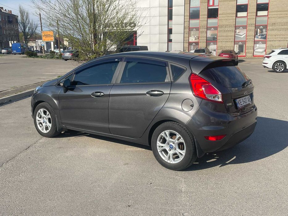 Продам Ford Fiesta 2015