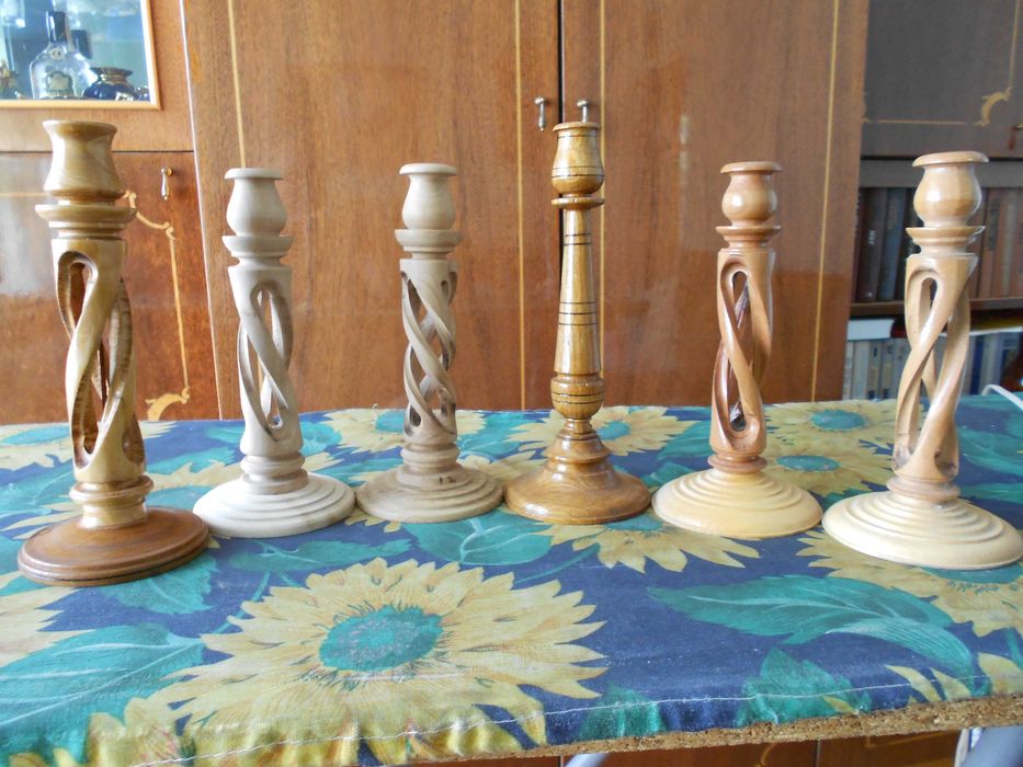 Винтажные подсвечники из фруктовых пород дерева