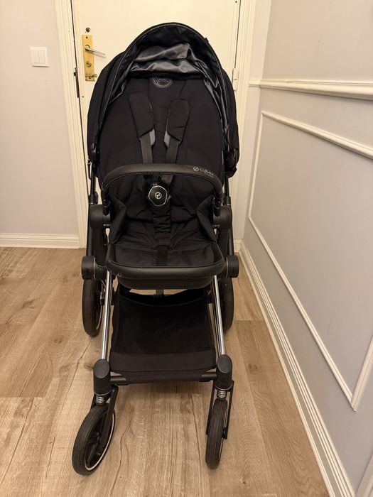 Cybex Priam Preto 2023 pouco uso