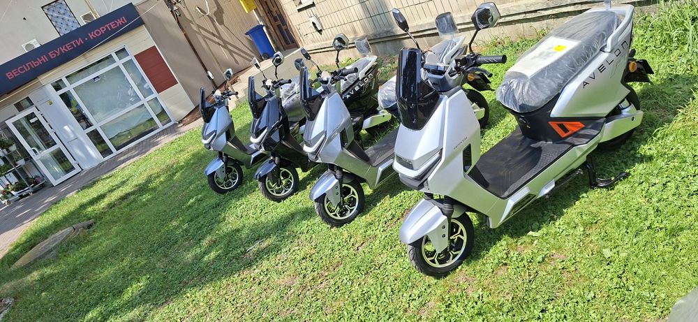 Електроскутер Garow «L500»  1500W, 72V 30Ah літій-залізо-фосфатний,