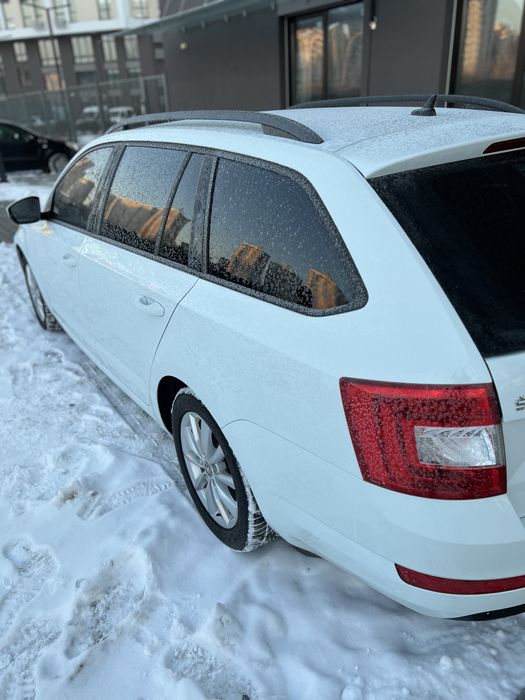 Продам Skoda Octavia A7 1,6