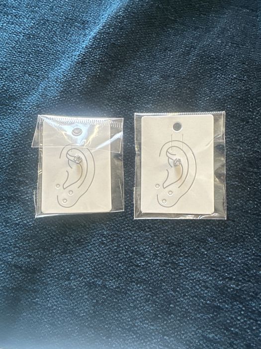 Conjunto de dois brincos magneticos