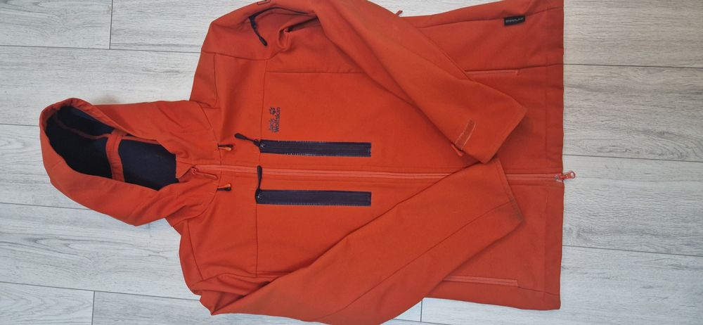 Jack Wolfskin L.      .