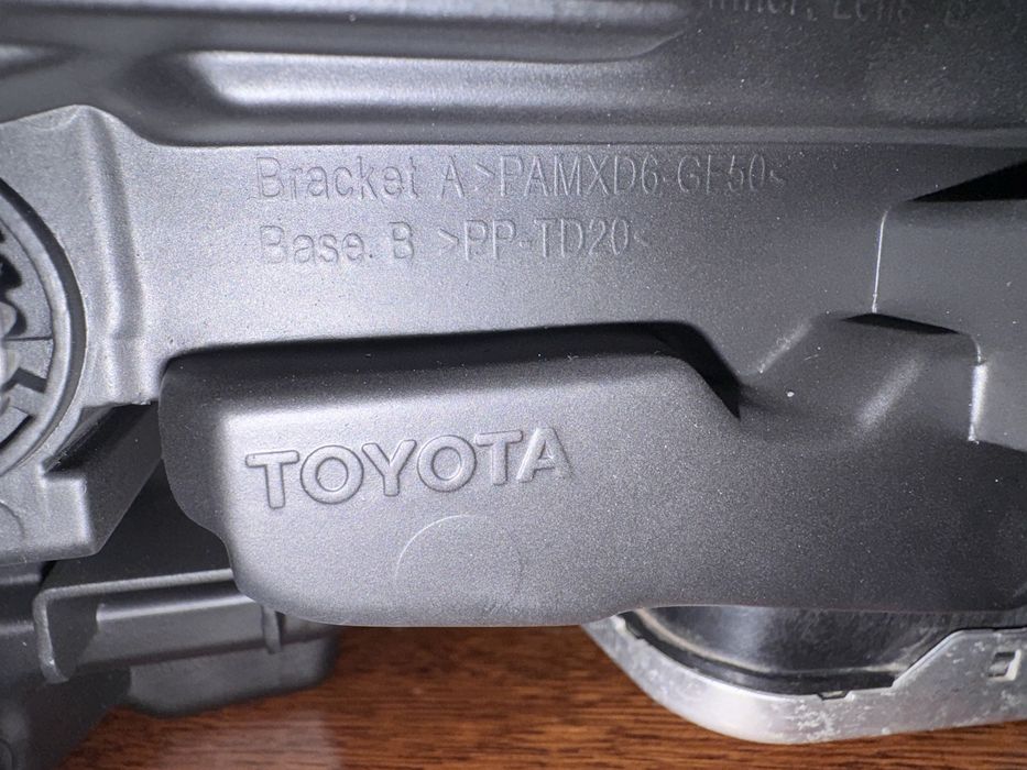 Фара права Toyota Land Cruiser 300 ОРИГІНАЛ !